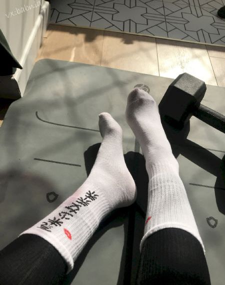 亚洲艾草影院_BD英语高清在线观看