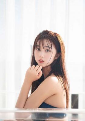 日韩美女脱内衣玩奶_神马影院