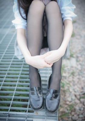 国产免费的打野战视频试看_琪琪电影国产在线观看