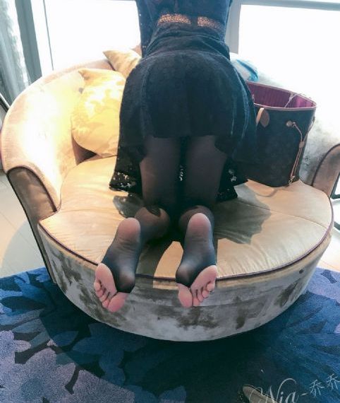 国产美女插b国语在线观看_BD版国语迅雷下载