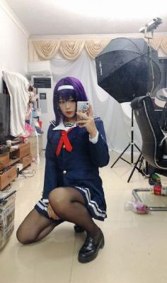 欧美 亚洲 动漫 制服 丝袜_国产剧完整版观看