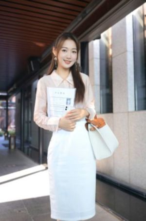 亚洲欧美在线自拍_高清高清完整版播放