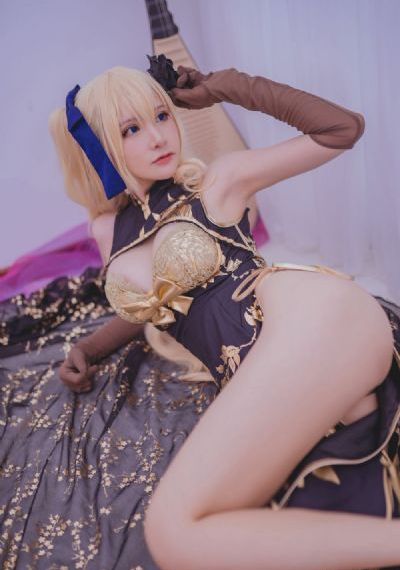 摸着双乳胸交小说_1080P视频大全