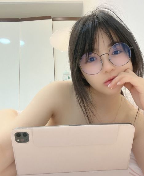 国产XXXX裸体173视频_1080超清免费观看