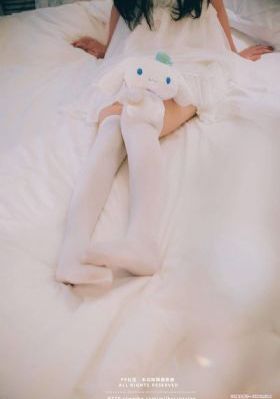 一边下奶一吃敷视频好几个人_HD影视在线观看