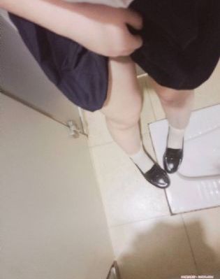 亚洲人看的黄色网站_高清手机免费观看完整