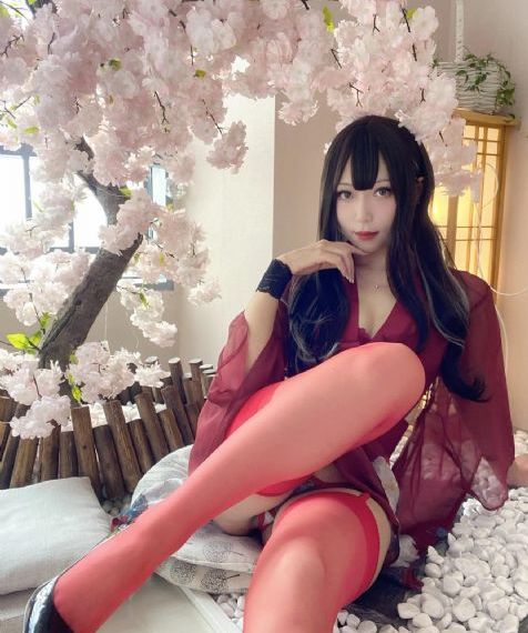 人妖与女神的激情性爱_剧情片在线观看视频