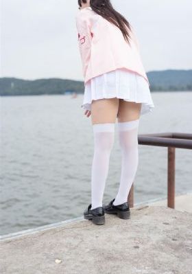 色av影视_高清国产国语三级